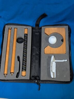 Portable Wood and Metal Putting Set - Natural Wood & Silver